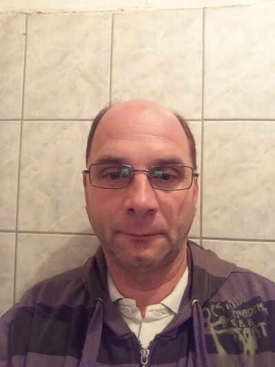  ,   Valentin, 52 ,   ,   