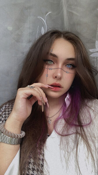  ,   Veronika, 23 ,   ,   , 