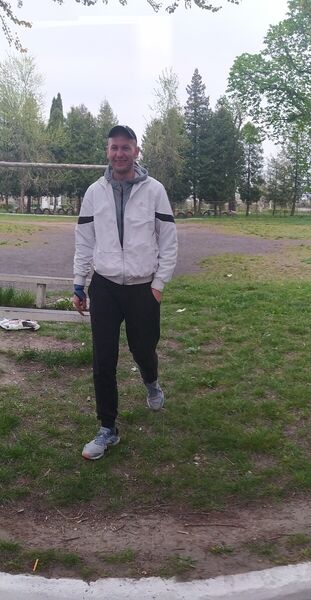  ,   Igor, 35 ,   ,   , c 