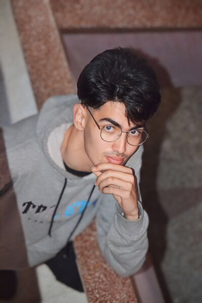  ,   Hamza, 22 ,   ,   