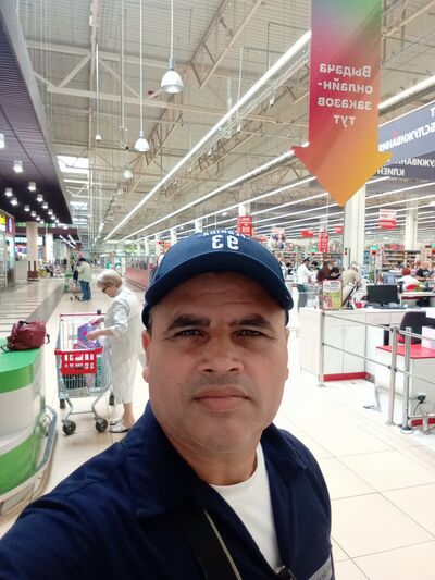  ,   Yosmel, 44 ,   ,   