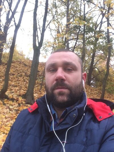  ,   Mikhailo, 42 ,  