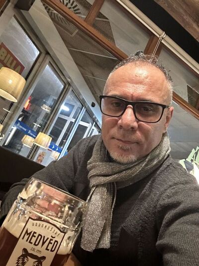  ,   David, 35 ,   ,   , c , 