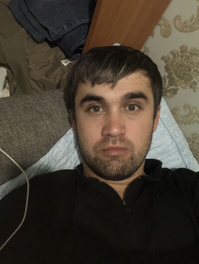  ,   Amir, 29 ,   ,   