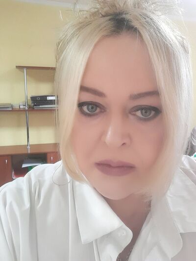  ,   Viktoria, 49 ,   ,   