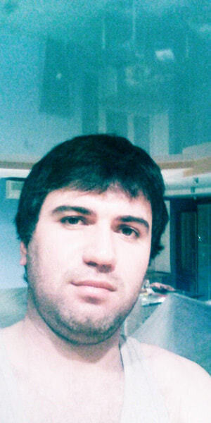  -,   Ali, 40 ,   ,   , c 