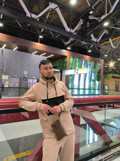  ,   Ismail, 24 ,     , c 
