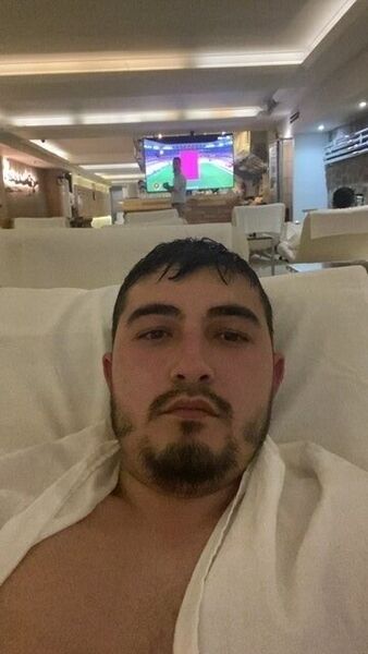  ,   Ali, 32 ,     , c 