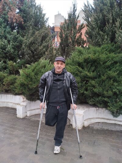  ,   Vitalie, 47 ,   ,   , c 