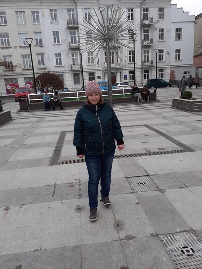  ,   Nadiya, 40 ,   ,   , c 