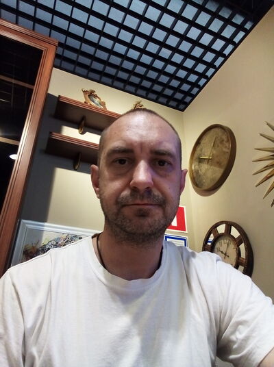  ,   Mazarine, 42 ,   