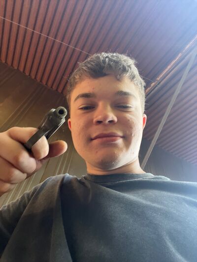  ,   Ruslan, 21 ,   ,   