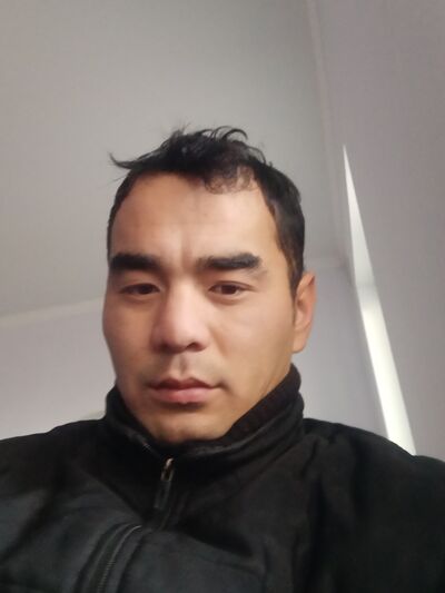  ,   Bauyrzhan, 28 ,   ,   