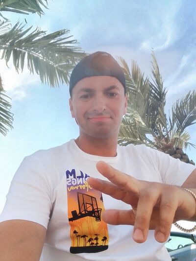  ,   Pavel, 33 ,   ,   , c , 