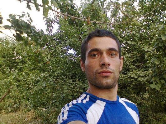  ,   Vasil, 35 ,   