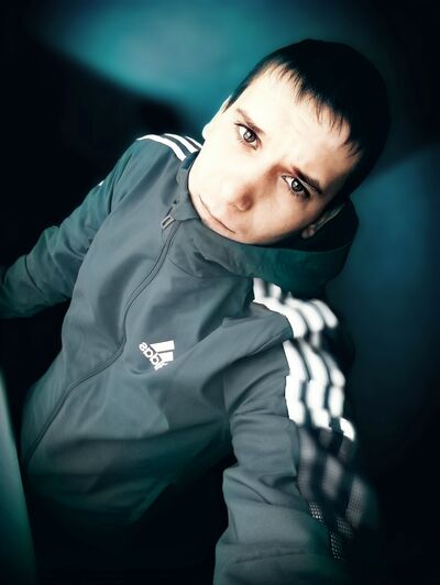  ,   Nikneim, 27 ,   ,   