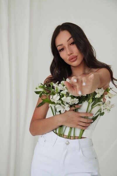  ,   Inna, 18 ,   ,   