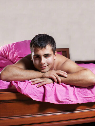  ,   Pavel, 33 ,   ,   , c 