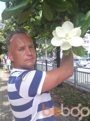  ,   Andy, 52 ,   