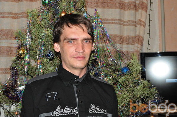  ,   Vadim, 46 ,   