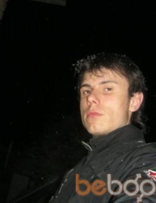  ,   Bombahka, 32 ,   