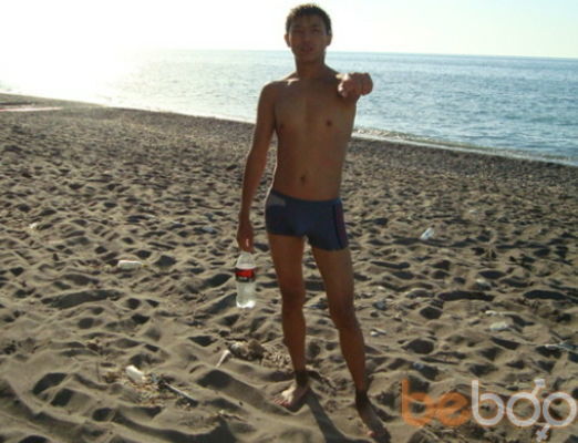  ,   Uli, 34 ,   