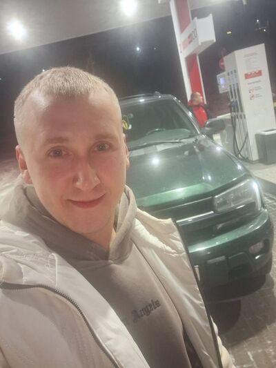  ,   Ivan, 29 ,   ,   
