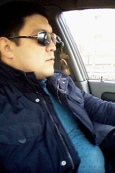  ,   Ali, 42 ,   