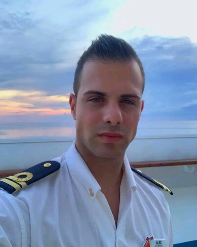  Glorieta,   Justin, 44 ,   ,   