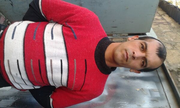  ,   Emil, 41 ,     , c , 