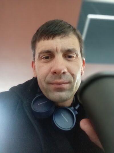  -,   Dan, 37 ,   ,   