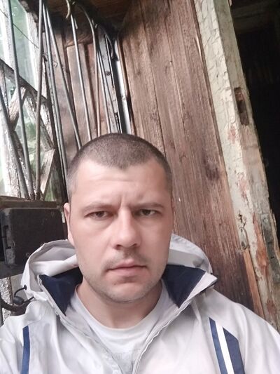  ,   Sereg, 32 ,   ,   , c 