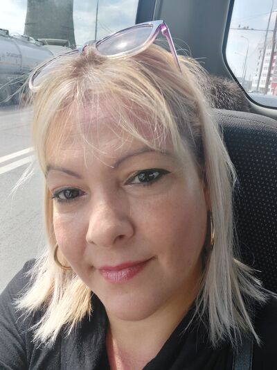  ,   Dayli, 42 ,   ,   