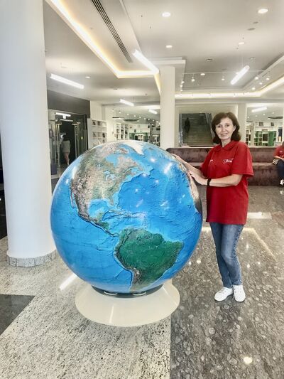  ,   Lana, 52 ,     , c 