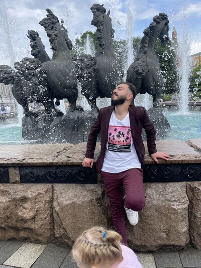  ,   Ezat, 28 ,   ,   