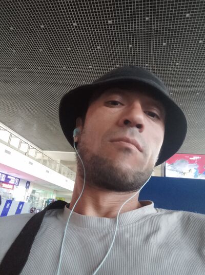  ,   Zafar, 31 ,   ,   