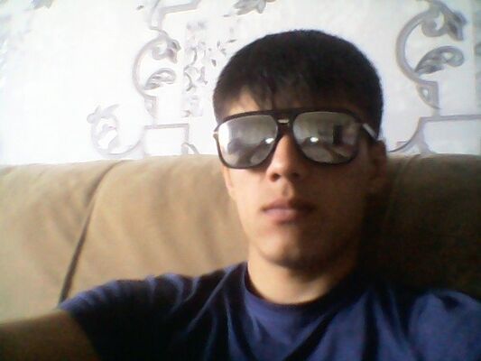  ,   Baha, 33 ,   