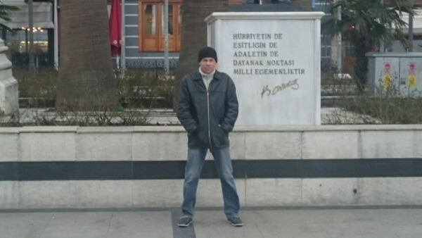  ,   Viktor, 50 ,   
