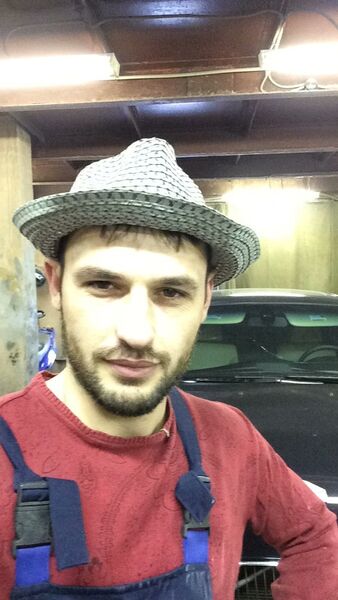   ,   Elvir, 37 ,   