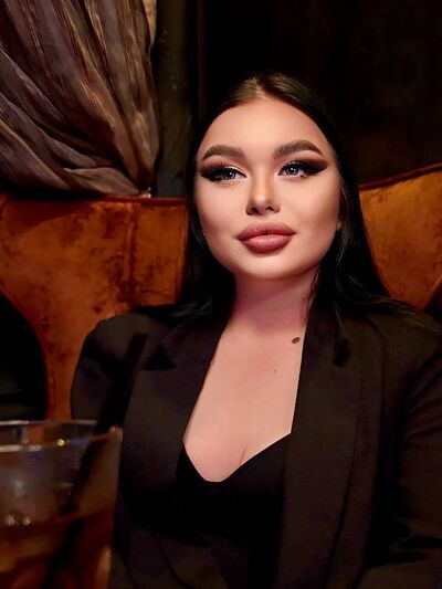  ,   Marina, 27 ,   ,   