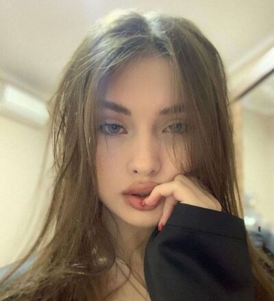  ,   Christina, 24 ,   ,   