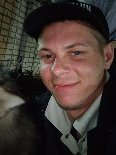 ,   Ihoryan, 35 ,  