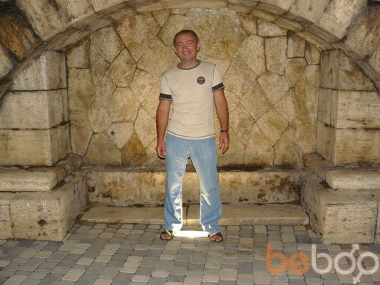  ,   Vlad, 49 ,  