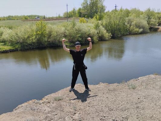  ,   Ivan, 48 ,   c 