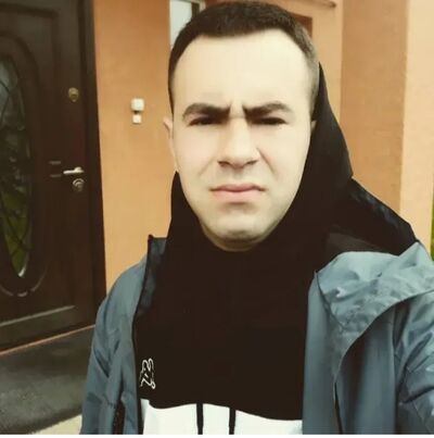  ,   Artur, 29 ,   ,   
