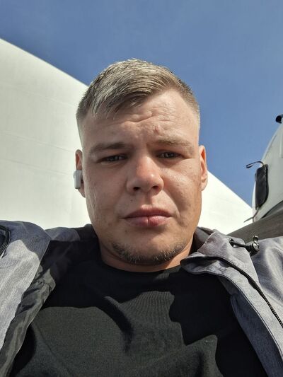  ,   Allan, 31 ,   ,   