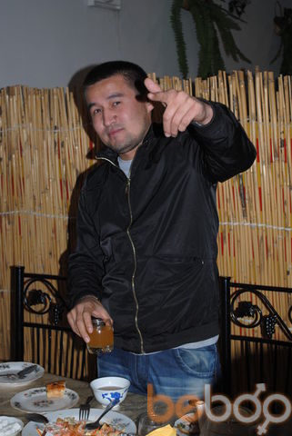  ,   Ruslan, 40 ,  