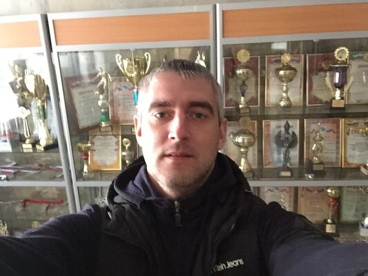  ,   Georgiy, 40 ,  