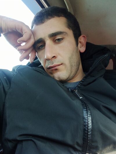  ,   Hrant, 33 ,   ,   