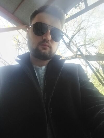  ,   Alexei Tomis, 32 ,   ,   , c 